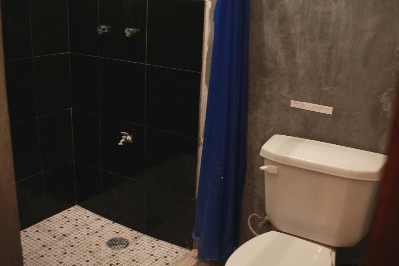 בקאלאר Black Jaguar Hostel מראה חיצוני תמונה